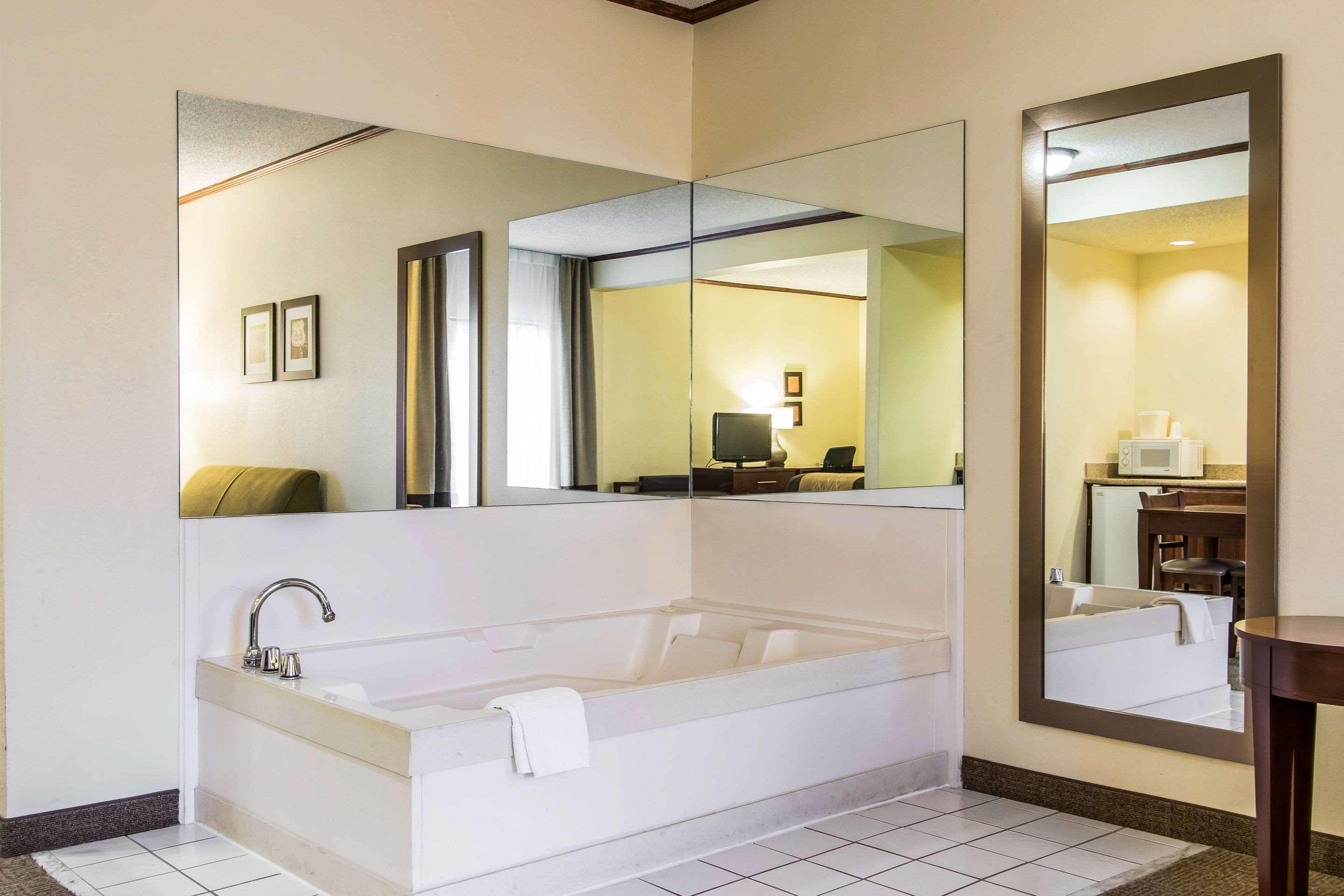 Ardmore Inn & Suites Ardmore Esterno foto