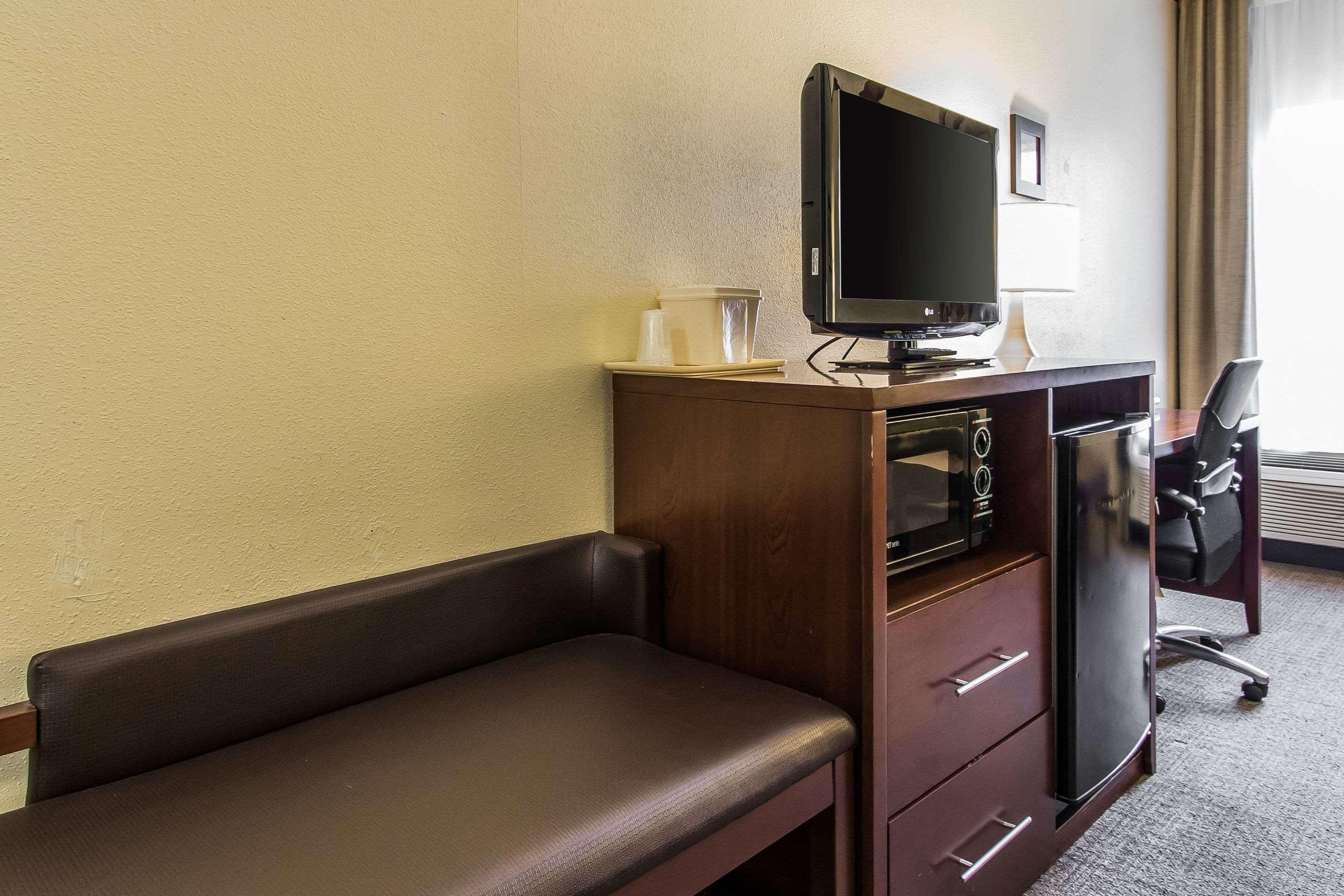 Ardmore Inn & Suites Ardmore Esterno foto